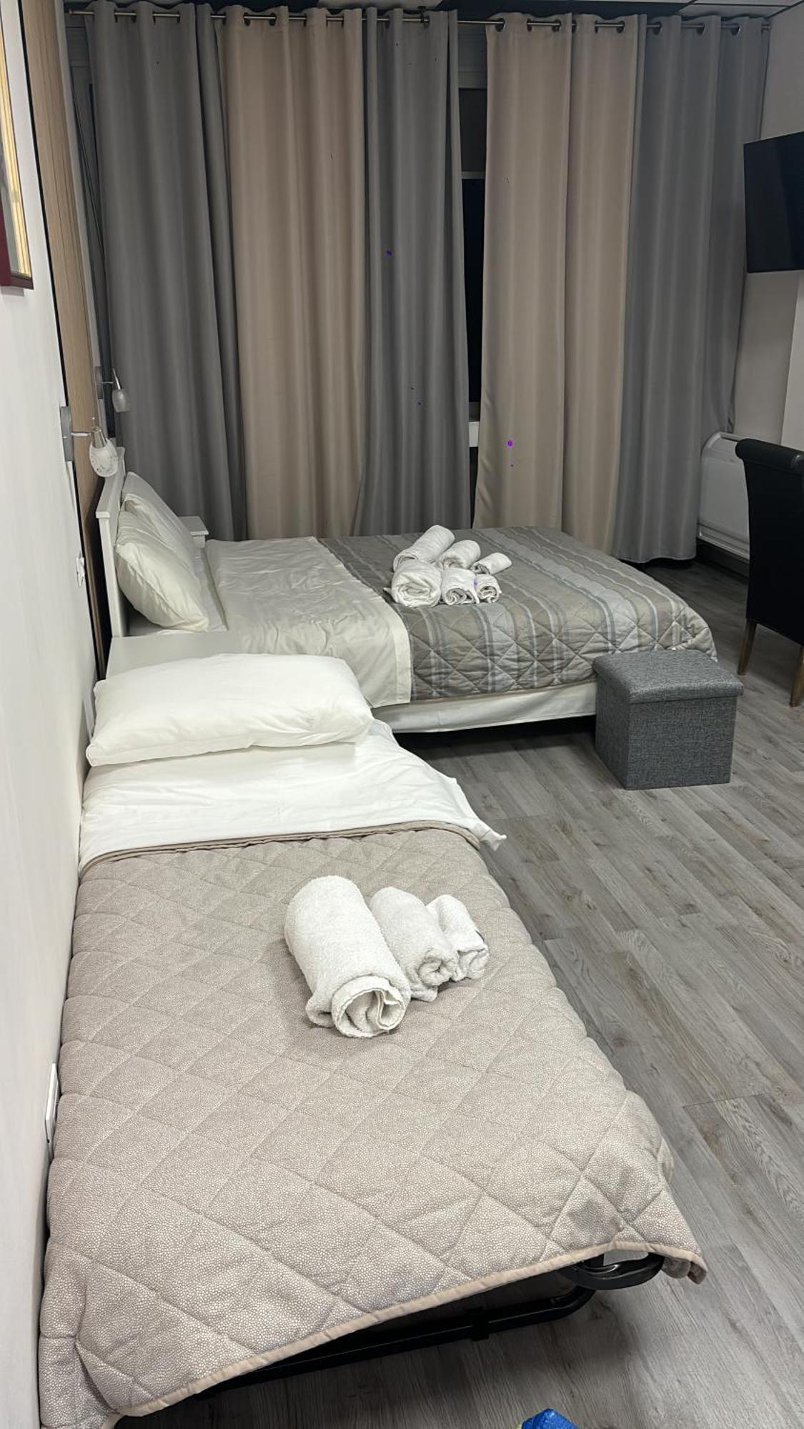 Loft Office 17 Hotel คาสเตล มักจิโอเร ภายนอก รูปภาพ
